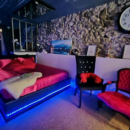 Sweet Loft Grenoble-Love Room Avec Jacuzzi & Sauna Eksteriør bilde