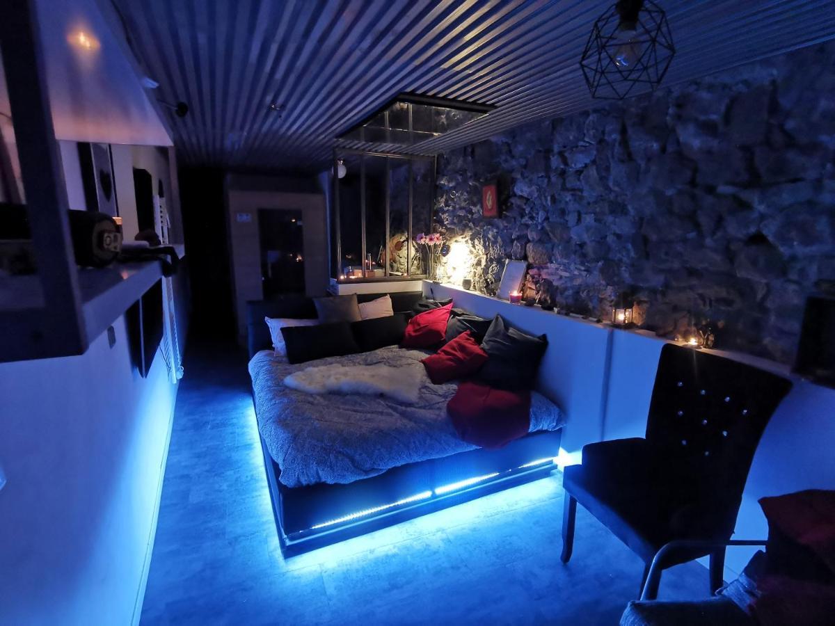 Sweet Loft Grenoble-Love Room Avec Jacuzzi & Sauna Eksteriør bilde