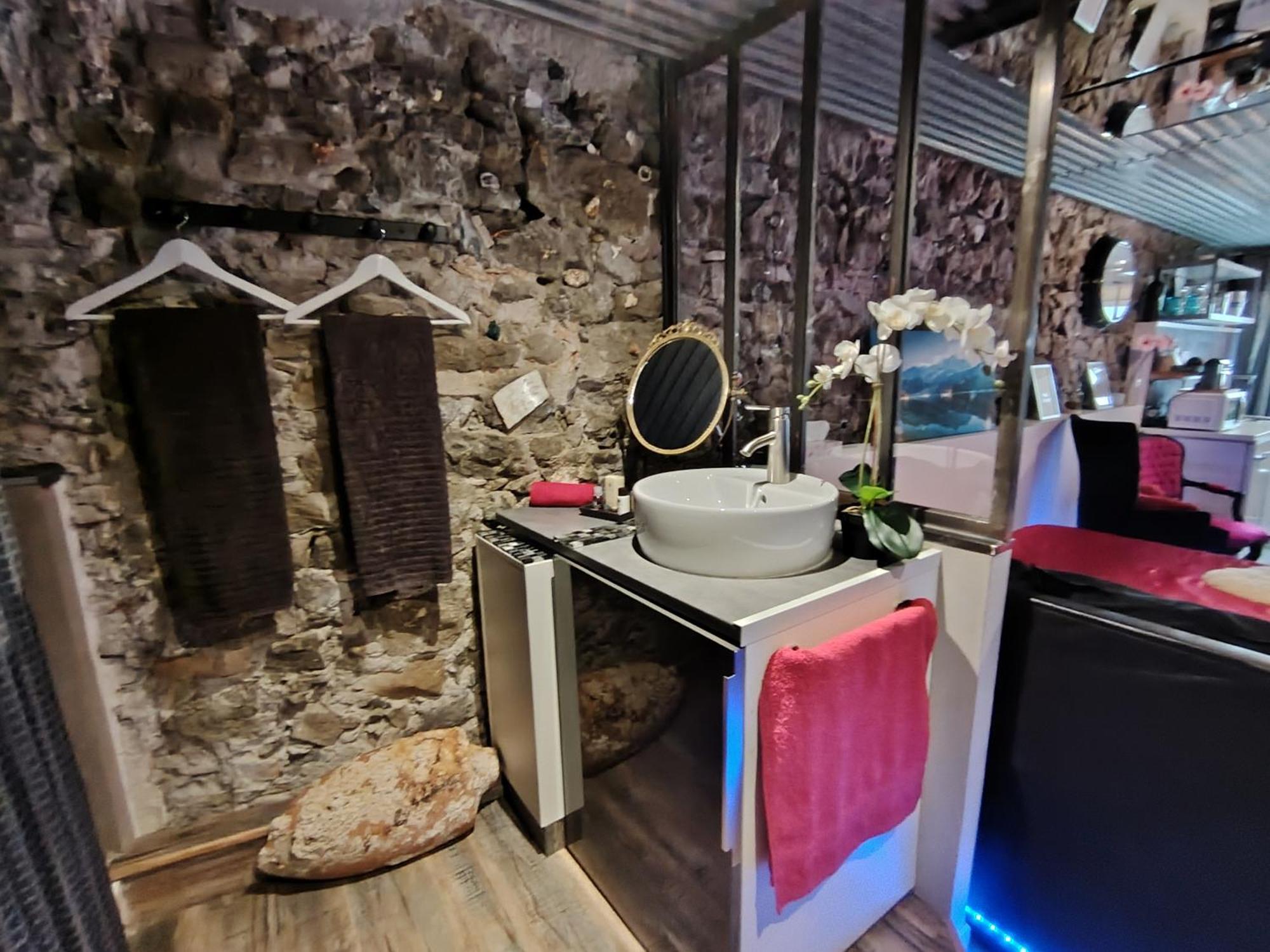 Sweet Loft Grenoble-Love Room Avec Jacuzzi & Sauna Eksteriør bilde
