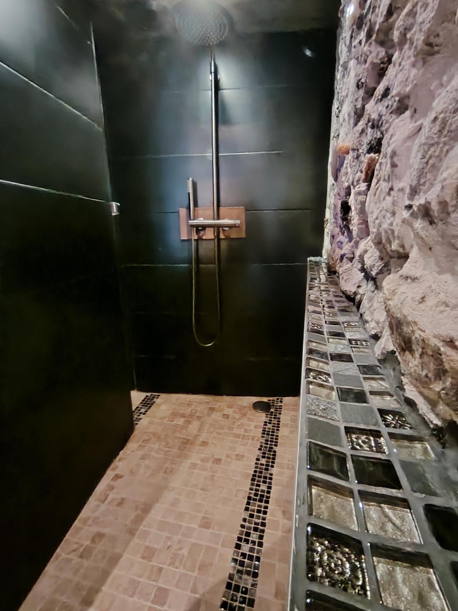Sweet Loft Grenoble-Love Room Avec Jacuzzi & Sauna Eksteriør bilde